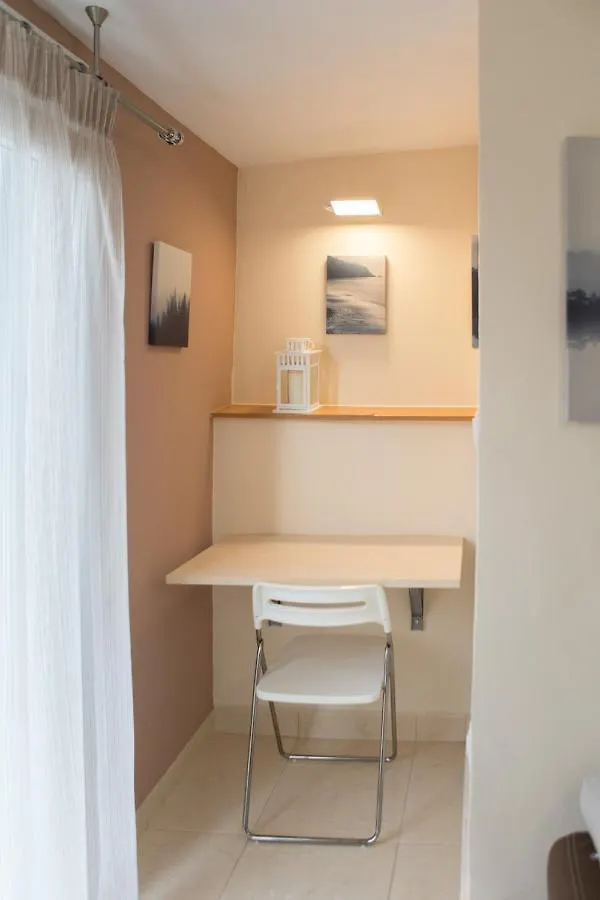 Kosmos Service Apartment Modern Spirit City Center With Additional Cost Parking Thessaloniki